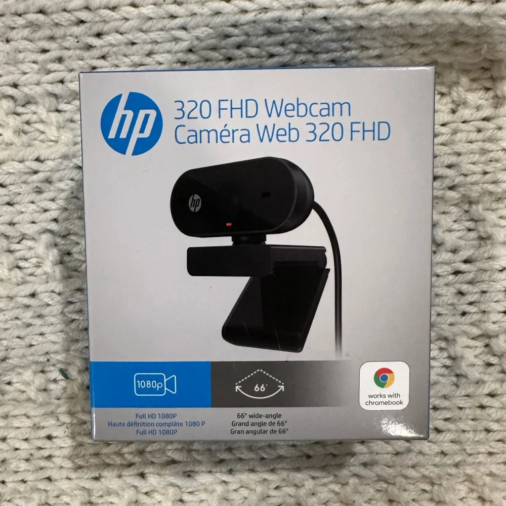 HP 320 FHD Webcam in Black and Silver Packaging